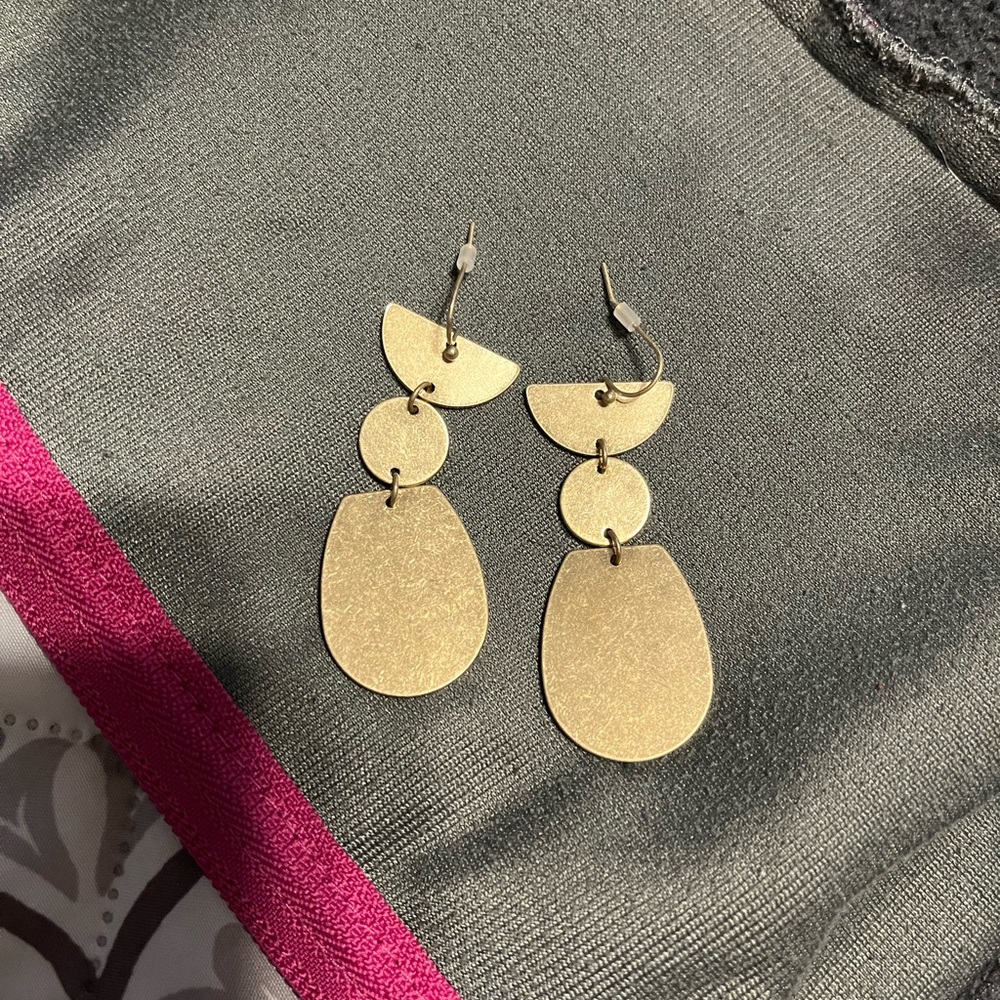 Dangle Earrings antique gold
